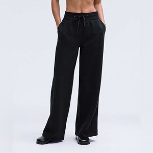 Lululemon scuba wide leg pant